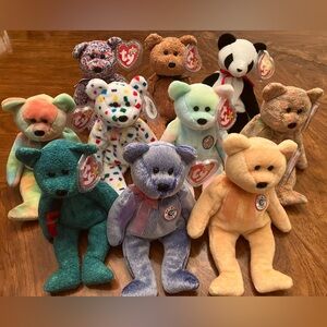Lot of 10 TY Beanie Babies bears. Pet free and smoke free home. Been in storage.